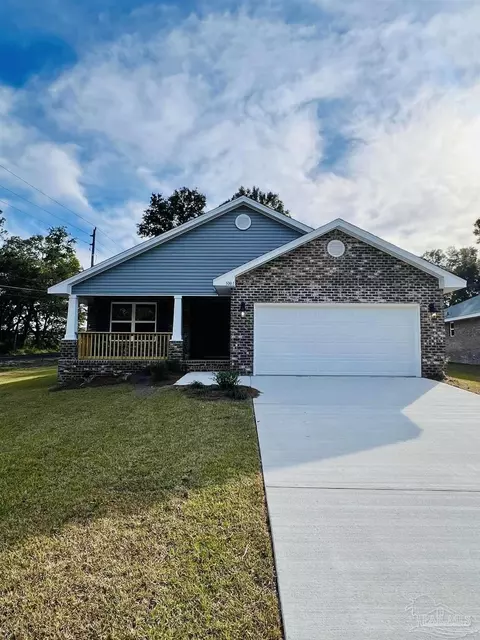 605 Halcyon Cir #2A, Pensacola, FL 32506