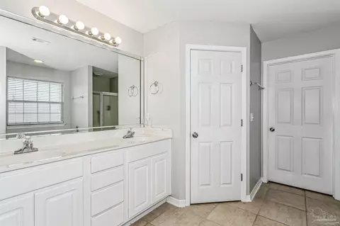 Bath - 4939 Timber Ridge Dr, Pace, FL 32571 photo 1 of 3