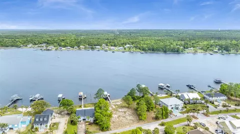 7824 Petersen Pt Rd, Milton, FL 32583 photo 11