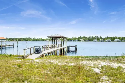 7824 Petersen Pt Rd, Milton, FL 32583 photo 2