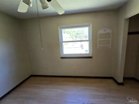 5353 E Avenida De Golf, Pace, FL 32571 photo 17