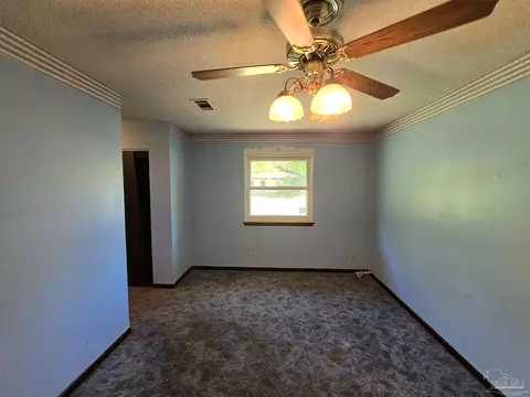 5353 E Avenida De Golf, Pace, FL 32571 photo 9