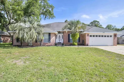 2979 Via Conquistadores, Navarre, FL 32566