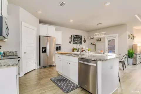 Kitchen - 5874 Danbury Blvd, Pace, FL 32571 photo 1 of 6