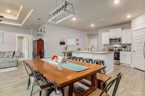 Dining - 5874 Danbury Blvd, Pace, FL 32571 photo 5 of 6