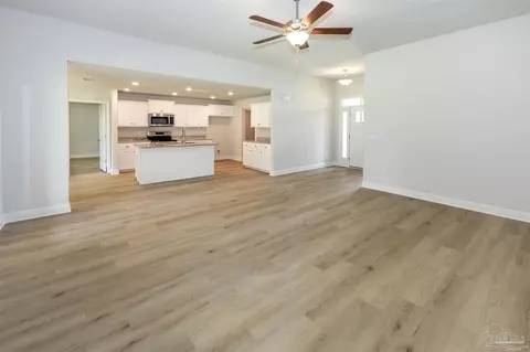6529 Benelli Dr, Milton, FL 32570 photo 9