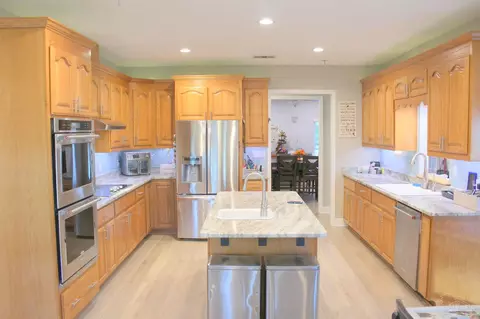 Kitchen - 4419 Dandy Dr, Pace, FL 32571 photo 3 of 5