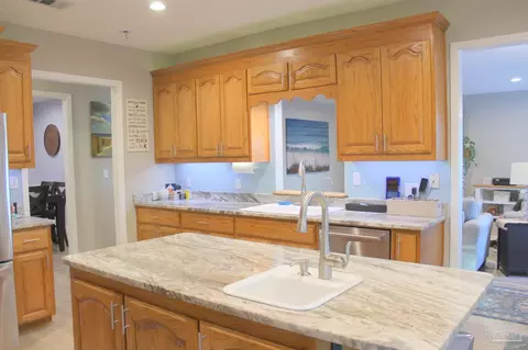 Kitchen - 4419 Dandy Dr, Pace, FL 32571 photo 2 of 5