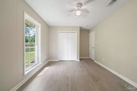 Bedroom - 4846 Lynn Dr, Pace, FL 32571 photo 3 of 4