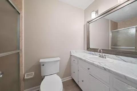 Bath - 4846 Lynn Dr, Pace, FL 32571 photo 1 of 3