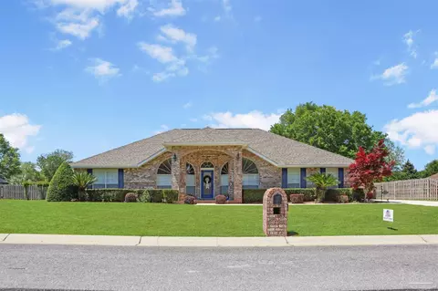 6041 Paige Pointe Dr, Milton, FL 32570