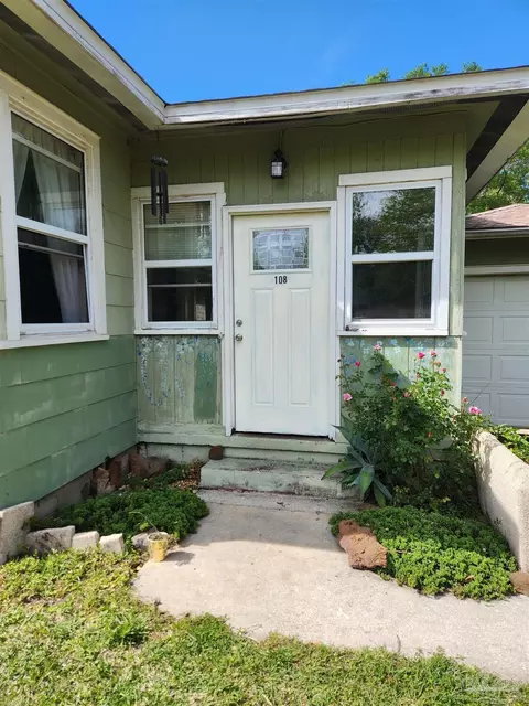 Exterior - 108 Vaughn Ave, Cantonment, FL 32533 photo 4 of 13