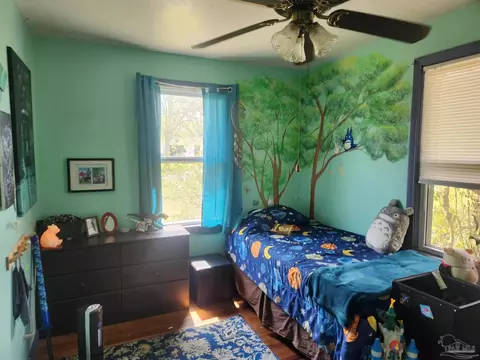 Bedroom - 108 Vaughn Ave, Cantonment, FL 32533 photo 7 of 8