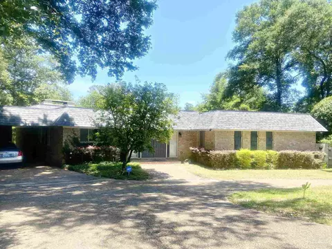 6410 Appomattox Dr, Pensacola, FL 32503