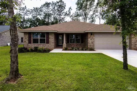 6532 Benelli Dr, Milton, FL 32570