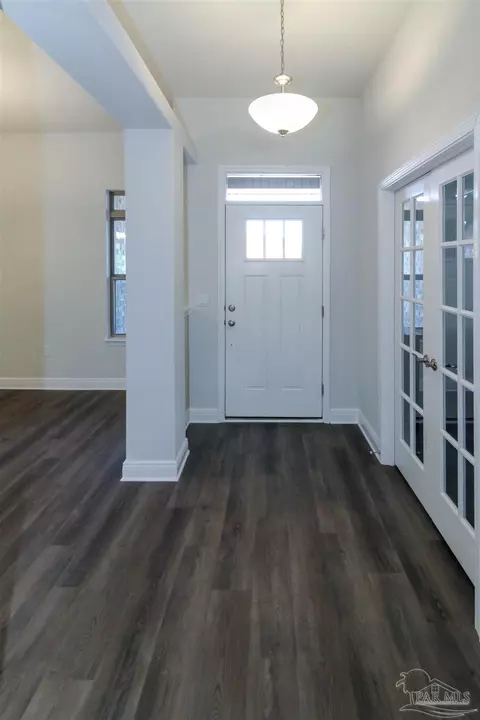 Entry Way - 6528 Benelli Dr, Milton, FL 32570 photo 2 of 2