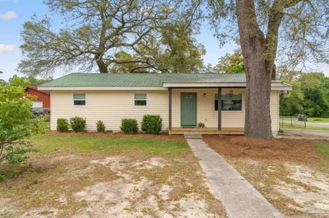 1506 Dana St, Pensacola, FL 32514