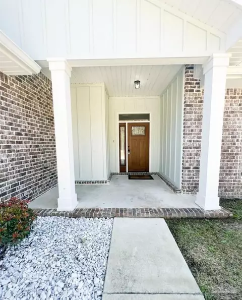 Exterior - 4497 Bayside Blvd, Milton, FL 32583 photo 2 of 7