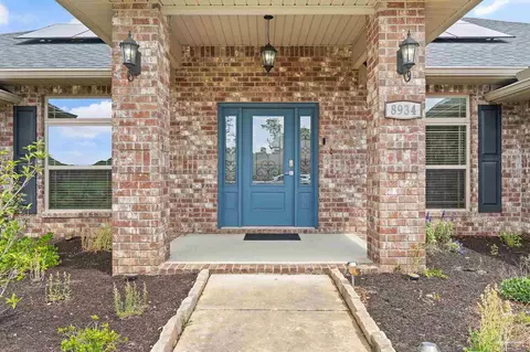 8934 Clearbrook Dr, Milton, FL 32583 photo 2