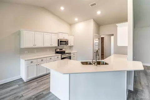 Kitchen - 6482 Benelli Dr, Milton, FL 32570 photo 3 of 4