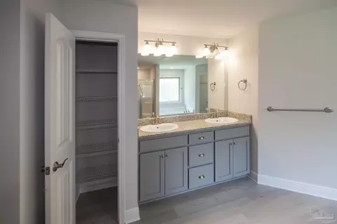 Bath - 6482 Benelli Dr, Milton, FL 32570 photo 1 of 5