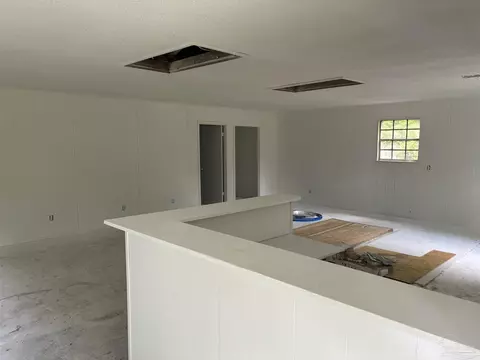 Living - 6744 Ellis Rd, Jay, FL 32565 photo 4 of 4