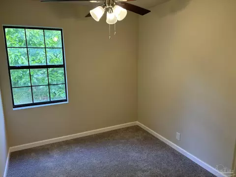 Bedroom - 6744 Ellis Rd, Jay, FL 32565 photo 3 of 5