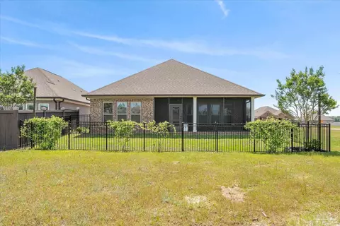 Exterior - 8934 Skip Stone Rd, Milton, FL 32583 photo 11 of 16