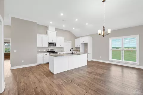 Kitchen - 8934 Skip Stone Rd, Milton, FL 32583 photo 3 of 8