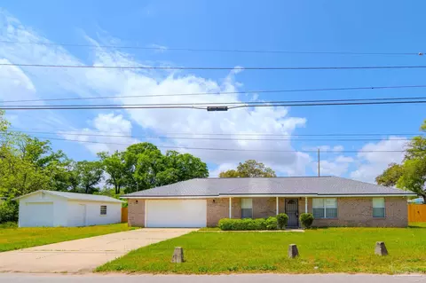 2211 N D St, Pensacola, FL 32501