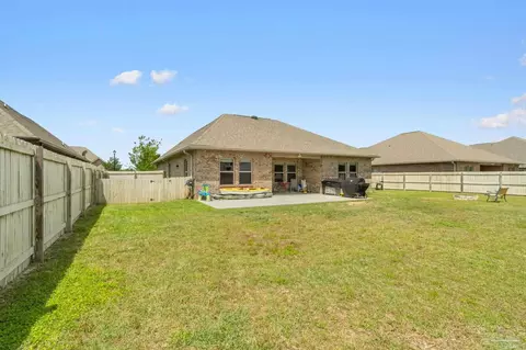 Exterior - 4633 Dupont Cir, Pace, FL 32571 photo 9 of 9