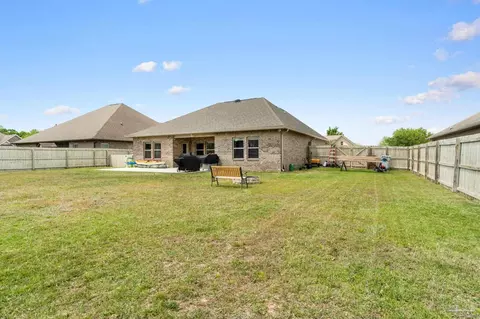 Exterior - 4633 Dupont Cir, Pace, FL 32571 photo 7 of 9
