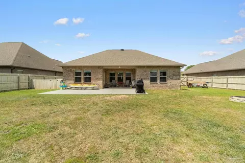 Exterior - 4633 Dupont Cir, Pace, FL 32571 photo 8 of 9
