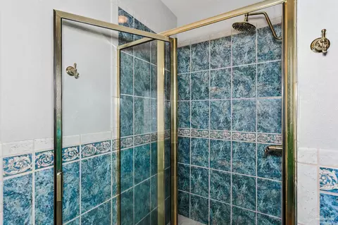 Bath - 5630 Sandstone Dr, Pace, FL 32571 photo 4 of 6