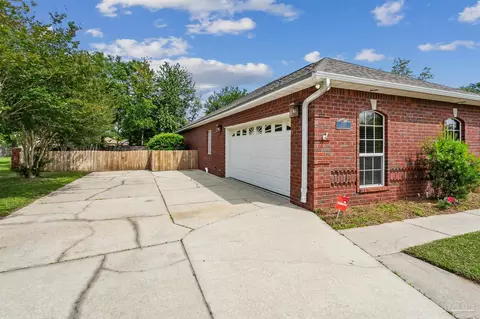 Exterior - 5630 Sandstone Dr, Pace, FL 32571 photo 10 of 11