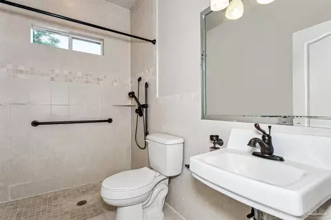 Bath - 5630 Sandstone Dr, Pace, FL 32571 photo 5 of 6