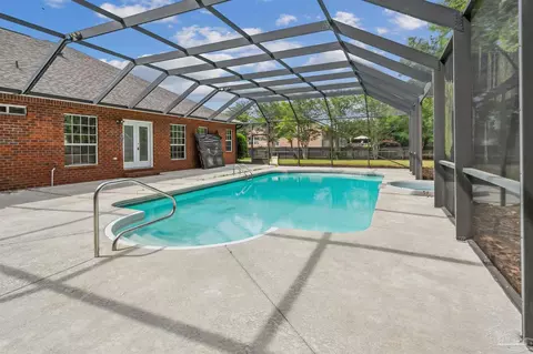 5630 Sandstone Dr, Pace, FL 32571