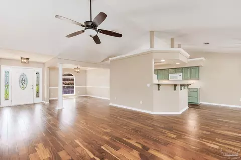Living - 903 Brandermill Dr, Cantonment, FL 32533 photo 3 of 5