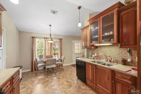 Kitchen - 4713 Frontier Rd, Pace, FL 32571 photo 6 of 6