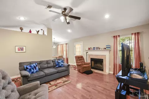 Living - 4713 Frontier Rd, Pace, FL 32571 photo 2 of 5