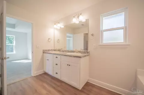 1720 Leigh Loop #16D, Cantonment, FL 32533 photo 15
