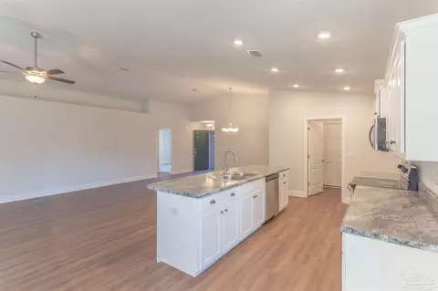 1720 Leigh Loop #16D, Cantonment, FL 32533 photo 8