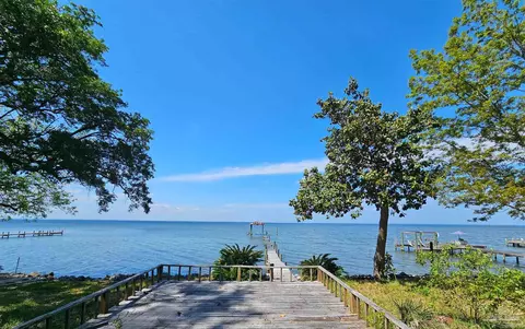 4164 W Sandy Bluff Dr, Gulf Breeze, FL 32563