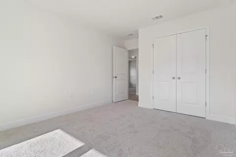 Bedroom - 10061 Bellbrook Rd, Milton, FL 32583 photo 1 of 3
