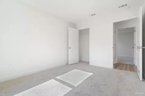 Bedroom - 10061 Bellbrook Rd, Milton, FL 32583 photo 2 of 3