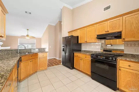 775 Hanley Downs Dr, Cantonment, FL 32533 photo 10