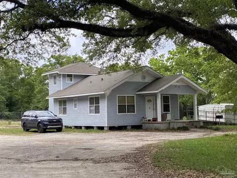 8401 Untreiner Ave, Pensacola, FL 32534