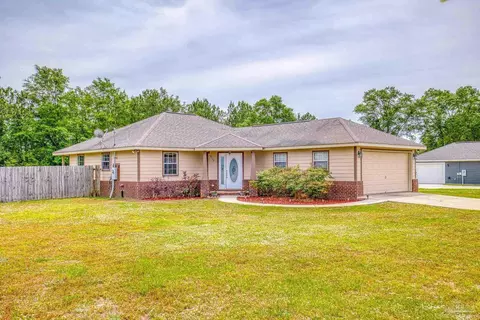 9152 Salter Rd, Pace, FL 32571