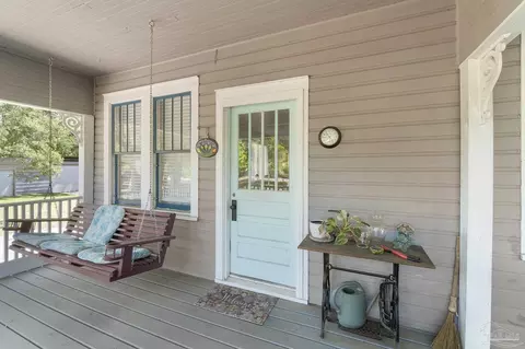 Exterior - 4074 Floridatown Rd, Pace, FL 32571 photo 2 of 8