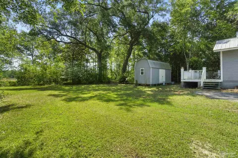 Exterior - 4074 Floridatown Rd, Pace, FL 32571 photo 7 of 8